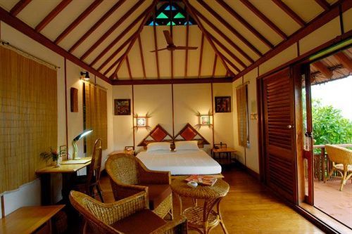 Ktdc Water Scapes Hotel Kumarakom Luaran gambar